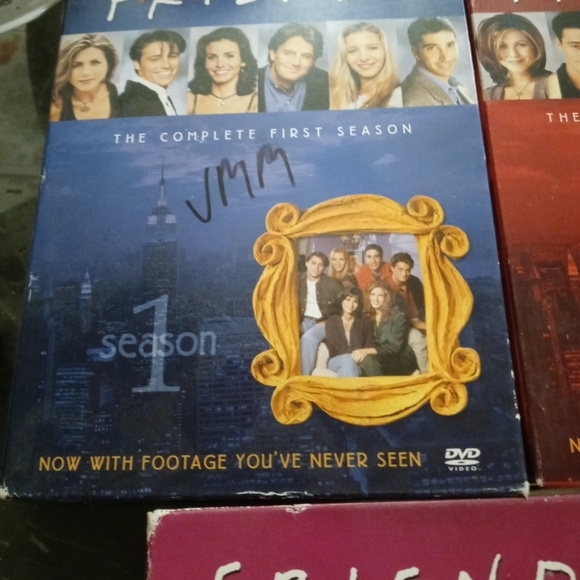 𝅺PREOWNED friends complete series 10 seasons 1 2 3 4 5 6 7 8 9 10 - Picture 2 of 10